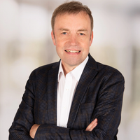 Dr. Johannes Loxen