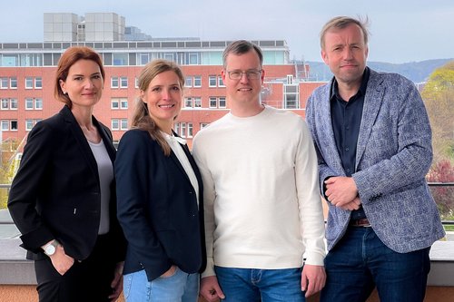 Reinhild Jung, Manuela Bachmeier, Oliver Seufer und Dr. Johannes Loxen